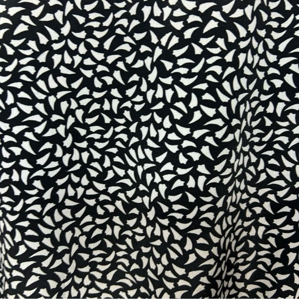 Andrea Gayle Black White Print Blouse Size XL Button Front Top - Picture 7 of 11